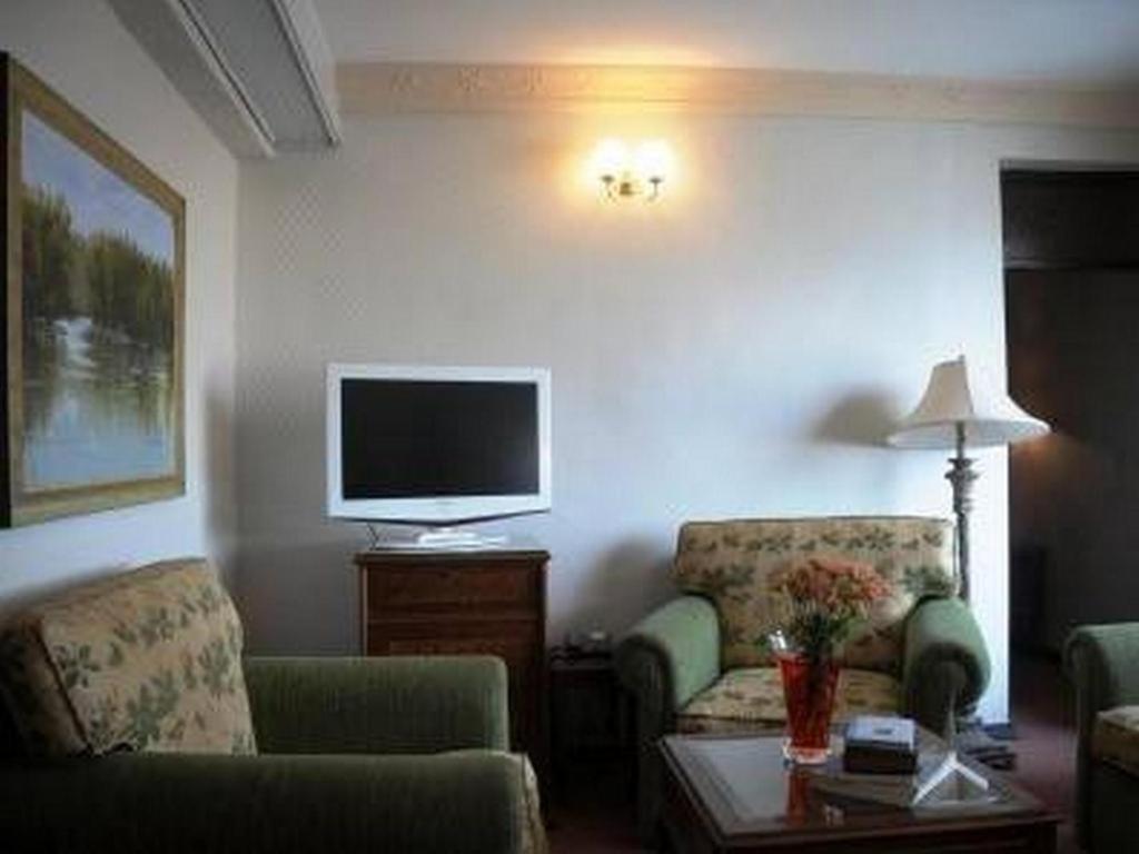Rachael Hotel 포트하커트 외부 사진