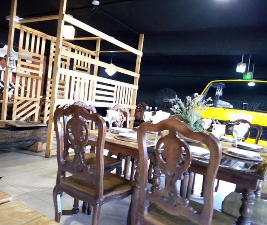 Rachael Hotel 포트하커트 외부 사진